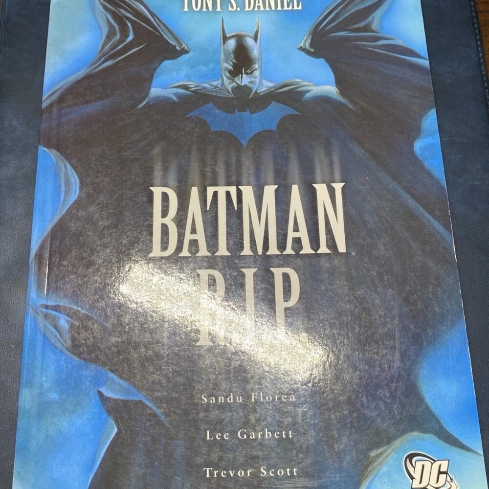 Batman R.I.P. TPB – Grant Morrison – DC Comics – 3rd Printing
